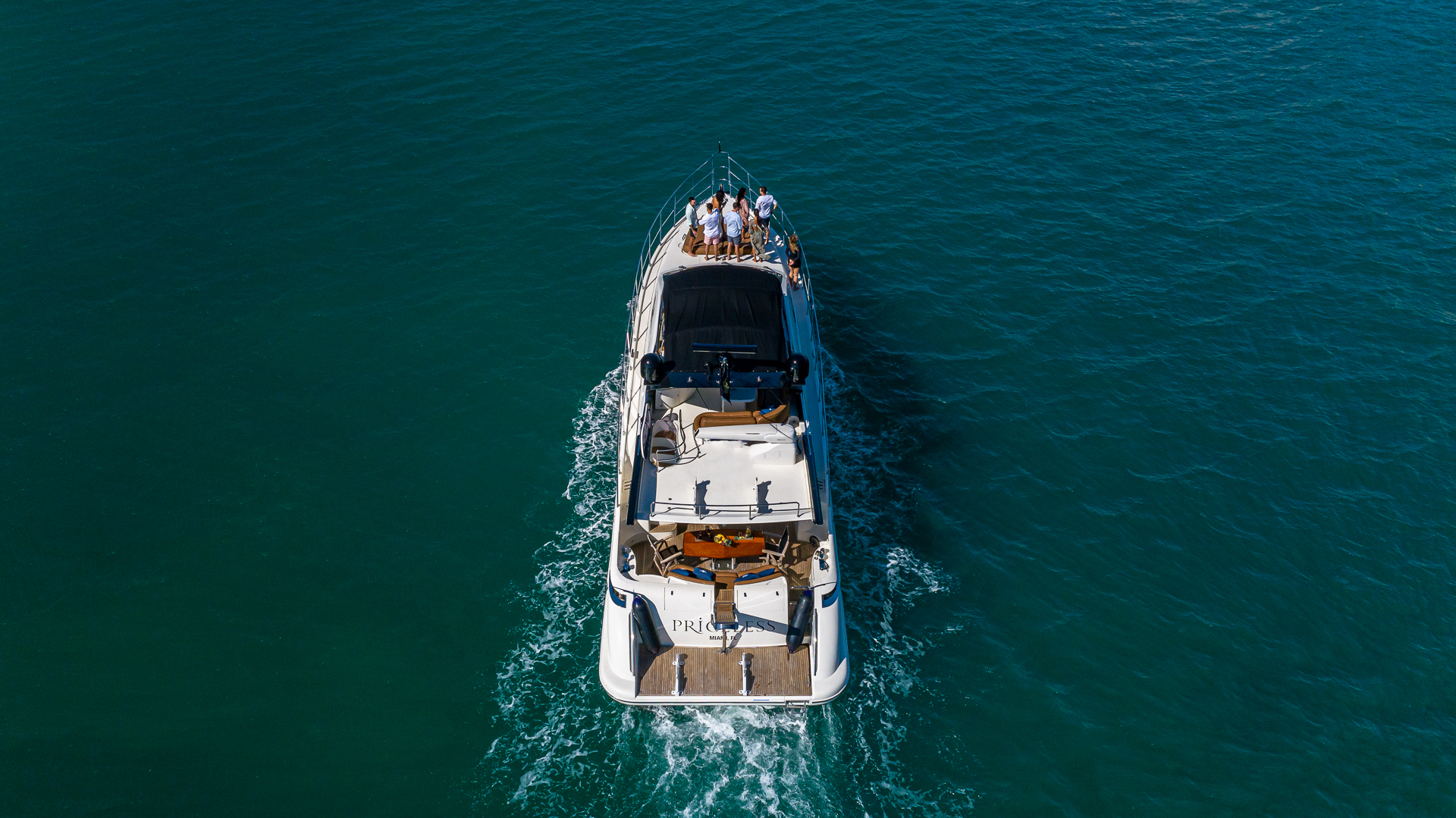 65-foot yacht rental Miami — Azimut L'chaim port side