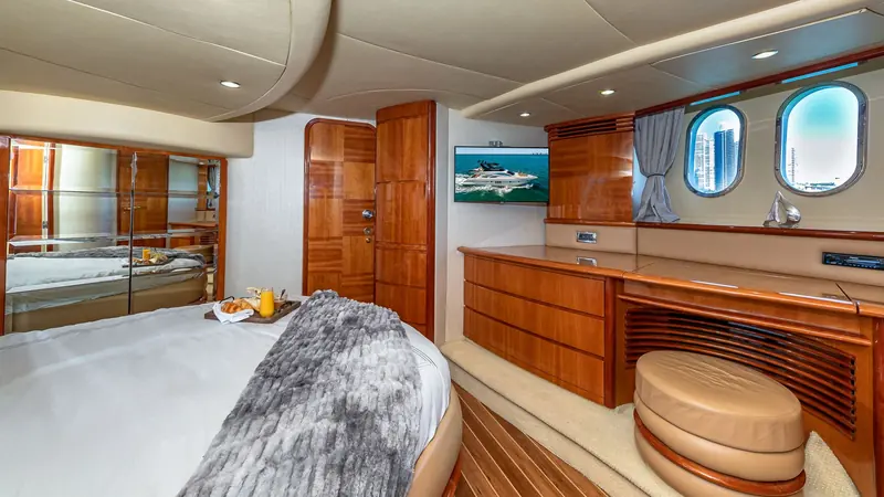 65' Azimut L’chaim