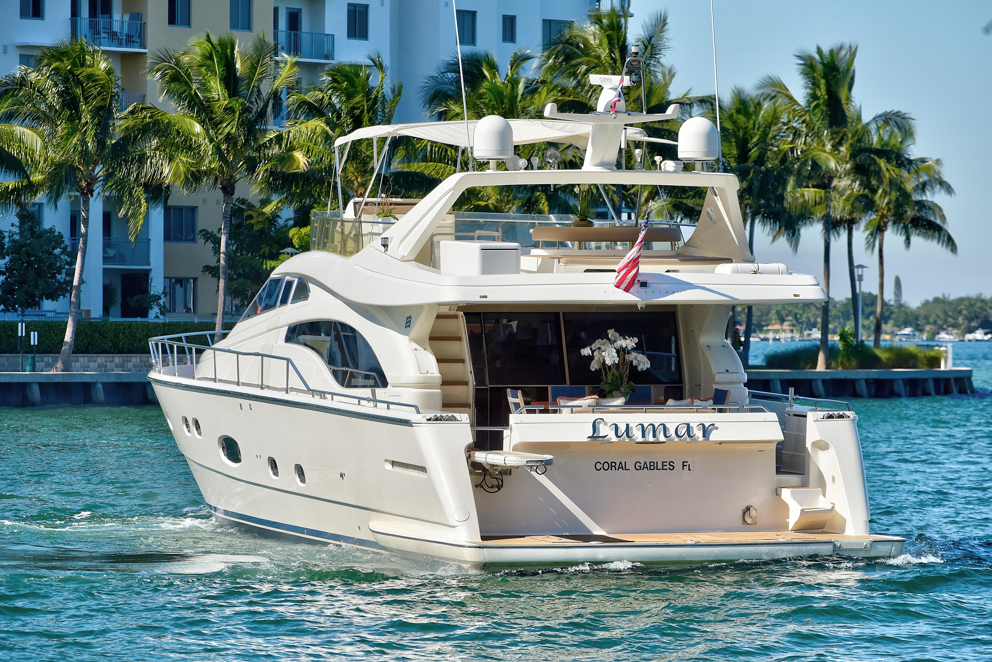 Ferretti 75-foot luxury yacht charter Miami