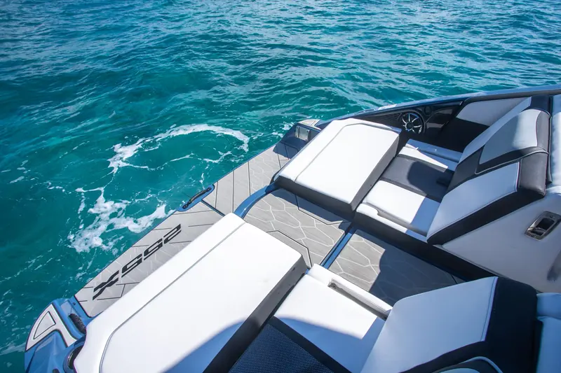 25' Yamaha 255XD